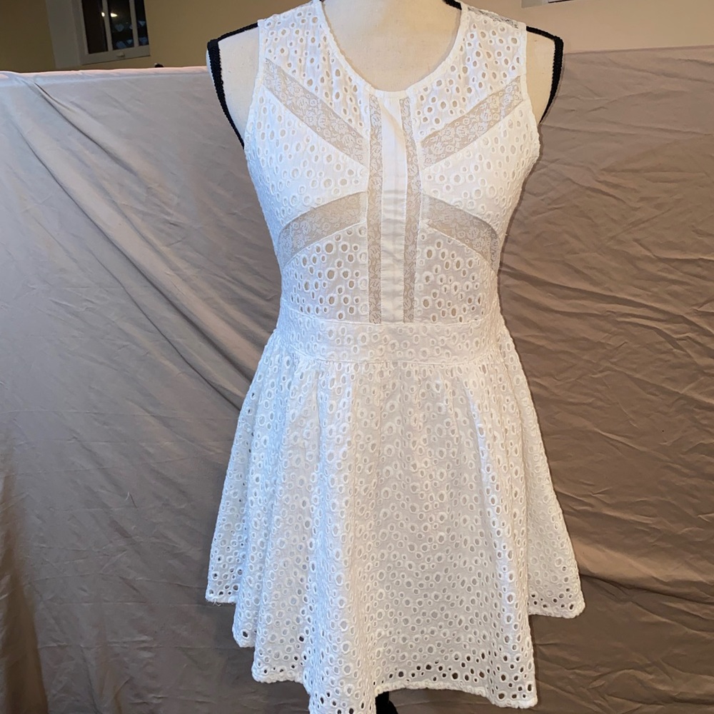 Rehab White Eyelet Cutout Dress with Lace Detail Women’s Size L